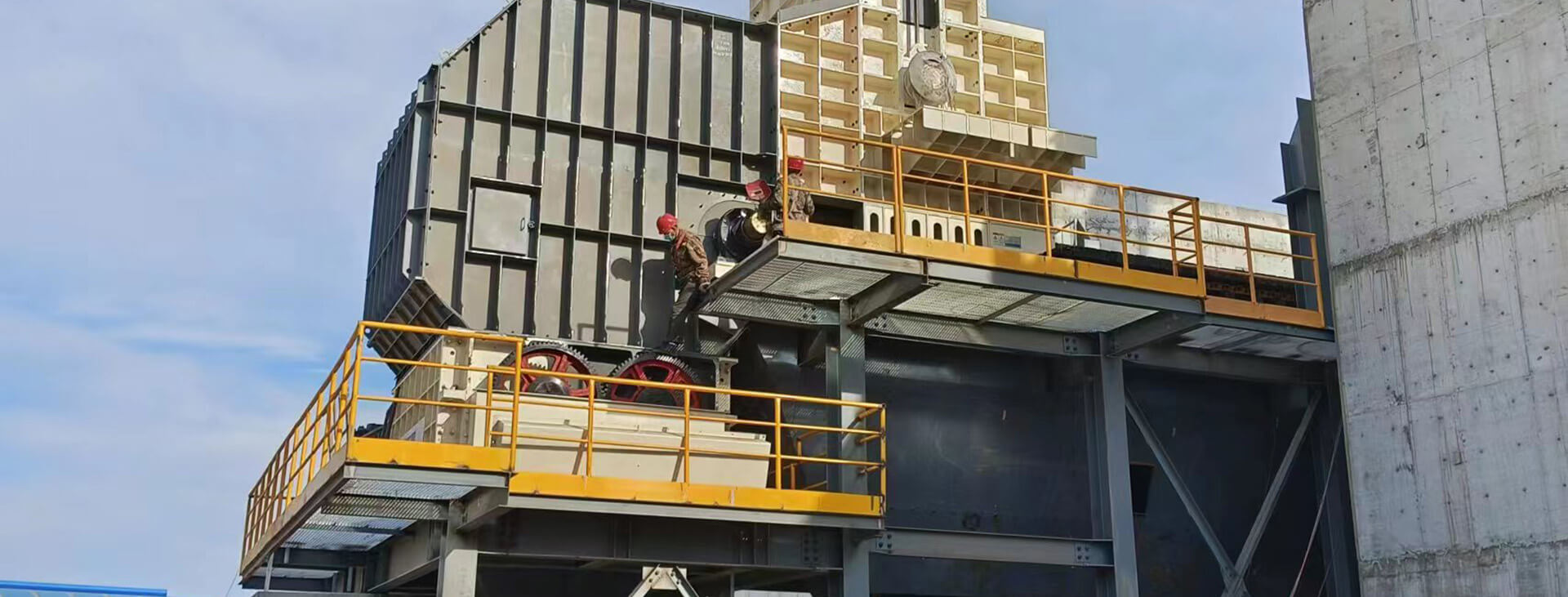 3500TPH Coal Crushing&Screening Plant in Xinjiang, China